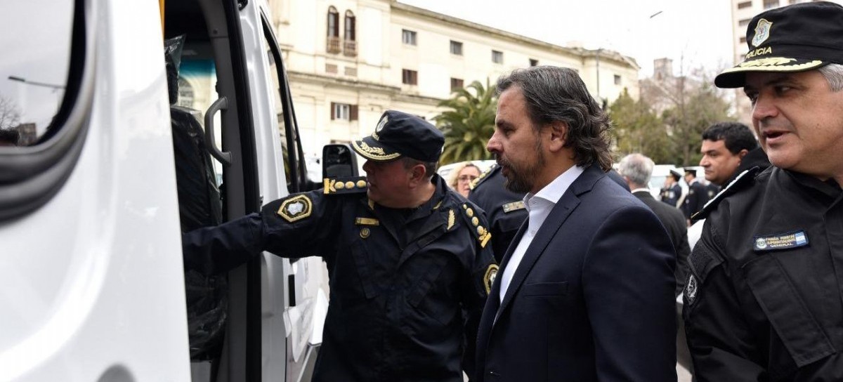 Con Ritondo en campaña electoral, su segundo encabezó un acto con traje de ministro de Seguridad