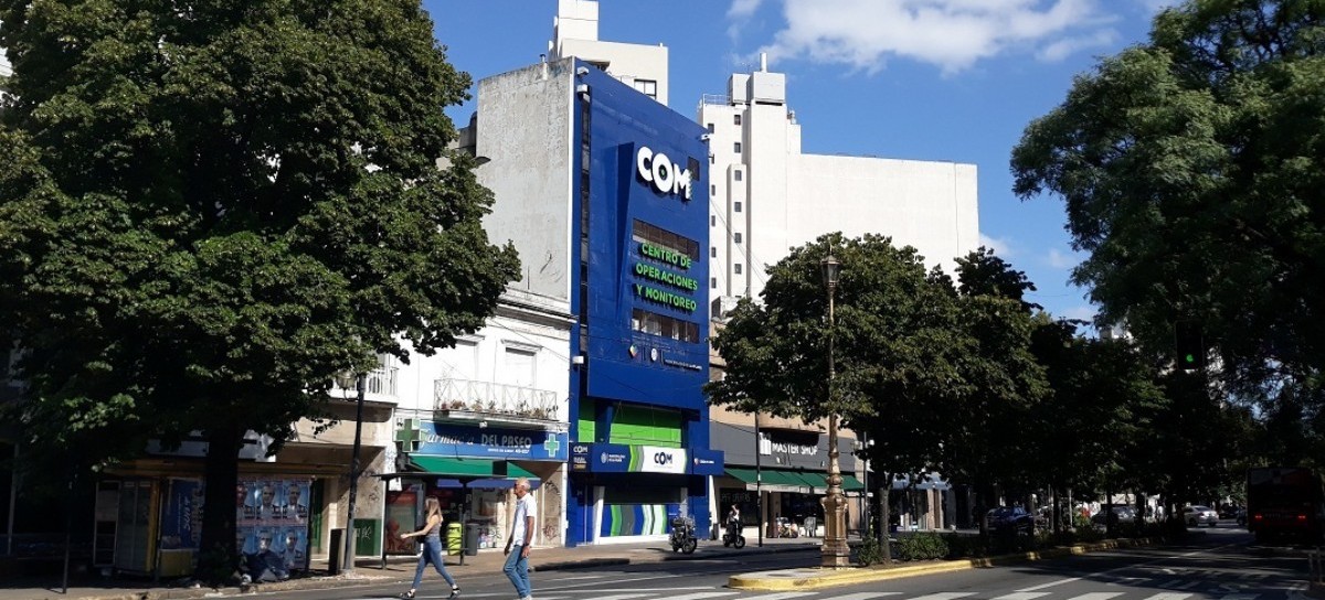 Nadie le vende a la Municipalidad de La Plata un aire acondicionado para su Centro de Monitoreo