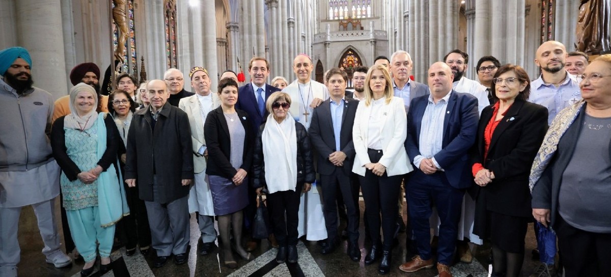 En el Te Deum realizado en la Catedral de La Plata estuvieron Kicillof, Magario, Garro y Cagliardi