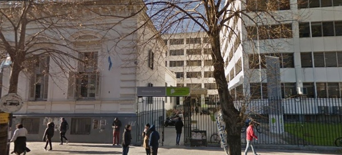 Cuatro choferes del ministerio de Salud bonaerense dieron positivo de Coronavirus y están internados