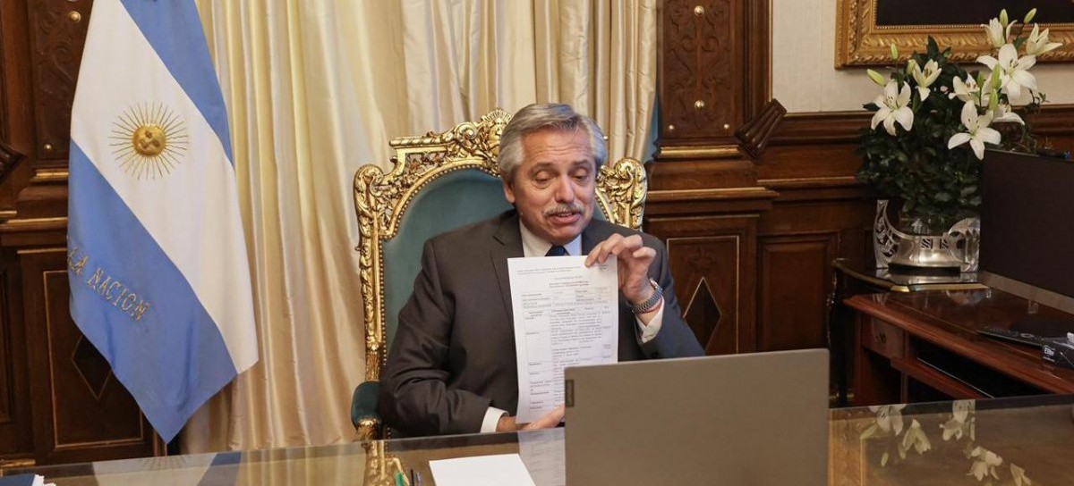 Vacuna Sputnik V: el Instituto Gamaleya aprobó el primer lote de dosis producidas en la Argentina