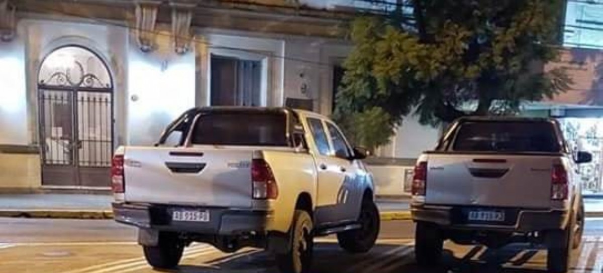 Merlo: Policías aseguran que el intendente Gustavo Menéndez se quedó con sus camionetas
