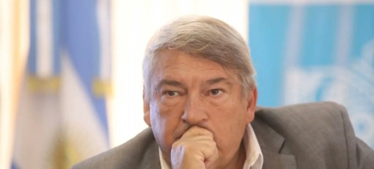 El futuro de un ministro de Kicillof depende de una de sus colaboradoras que, dicen, está ad honorem