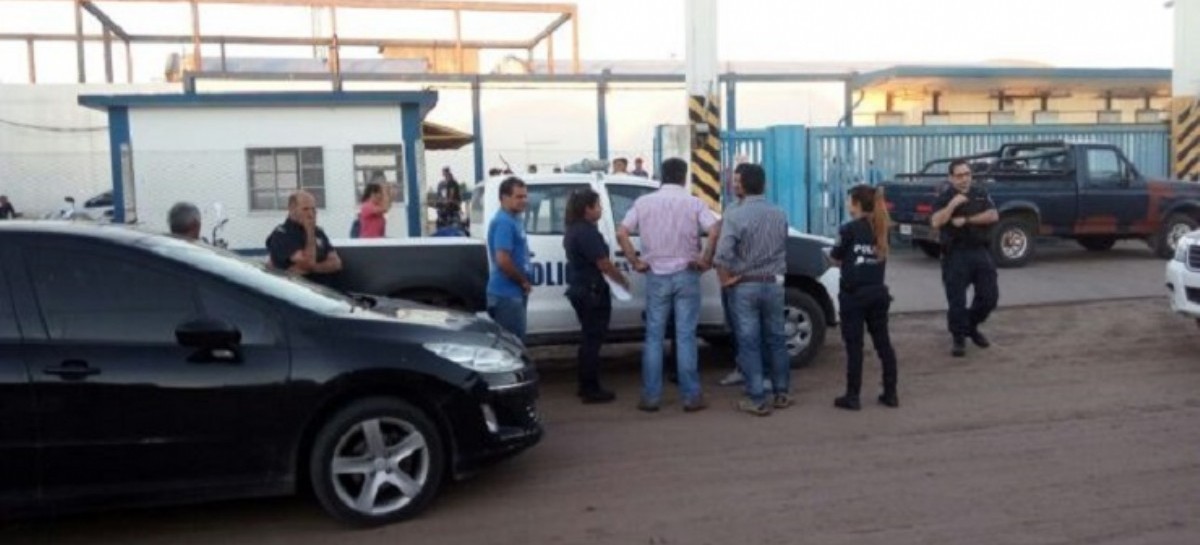 Pehuajó: Los trabajadores del frigorífico marcharon para que le paguen los sueldos adeudados