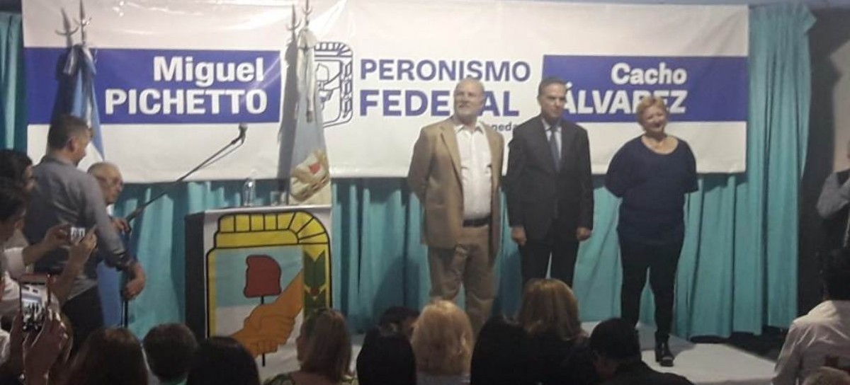 Miguel Pichetto, de campaña en Avellaneda: "Representamos el orden y la seguridad de los argentinos"