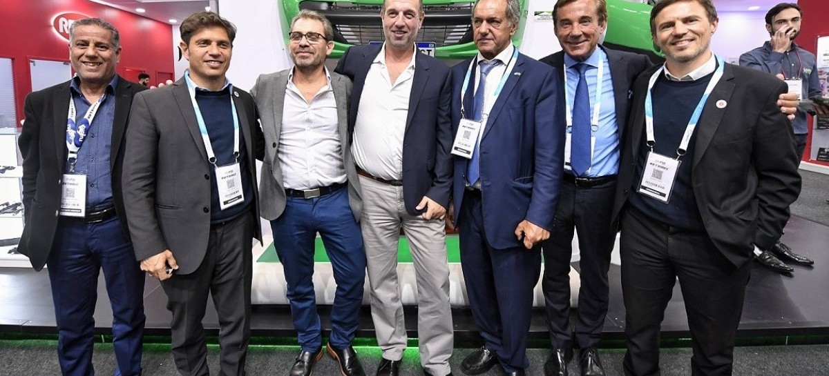 Axel Kicillof y Daniel Scioli inauguraron en Brasil el stand argentino en la feria Automec