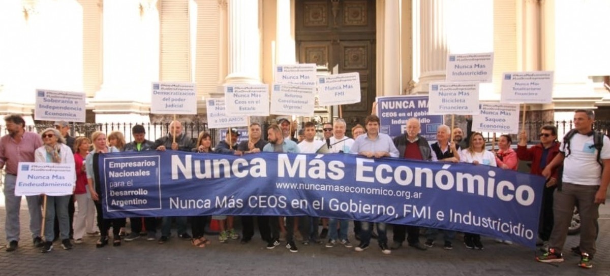 24 de Marzo de 1976: Empresarios pidieron un "Nunca Más Económico" frente al Banco Central