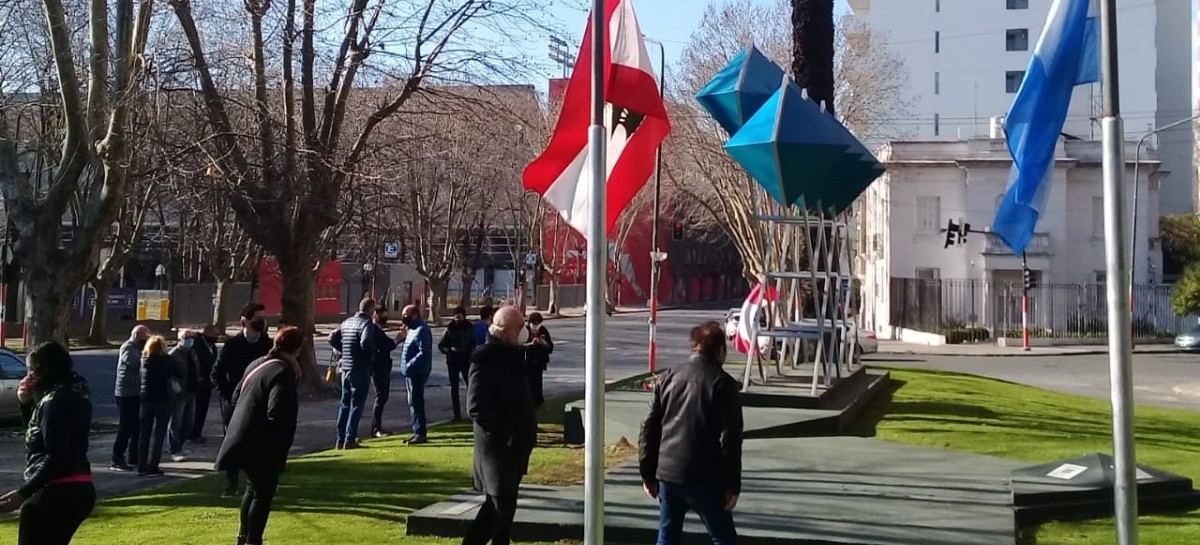 La Plata: la comunidad libanesa realizó una ceremonia en homenaje a las víctimas  de Beirut