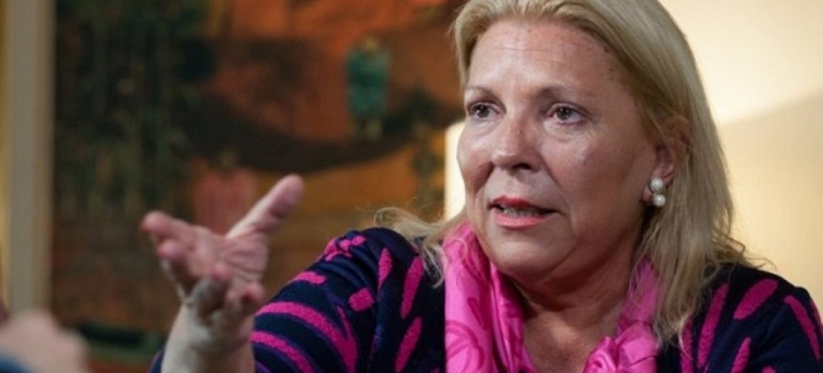 Carrió pidió postergar la discusión por el aborto