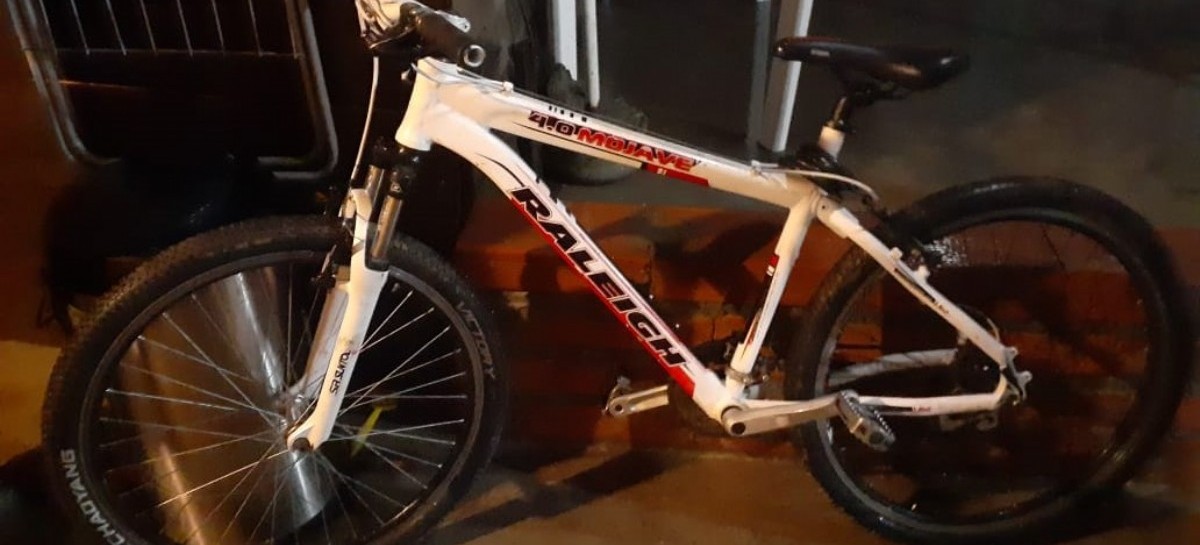 Una mujer usaba una bicicleta para realizar su delivery de cocaína