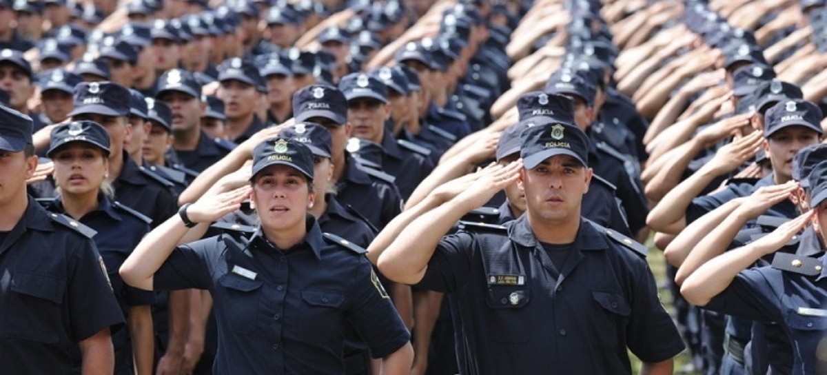 La Municipalidad de La Plata quiere más policías en las calles