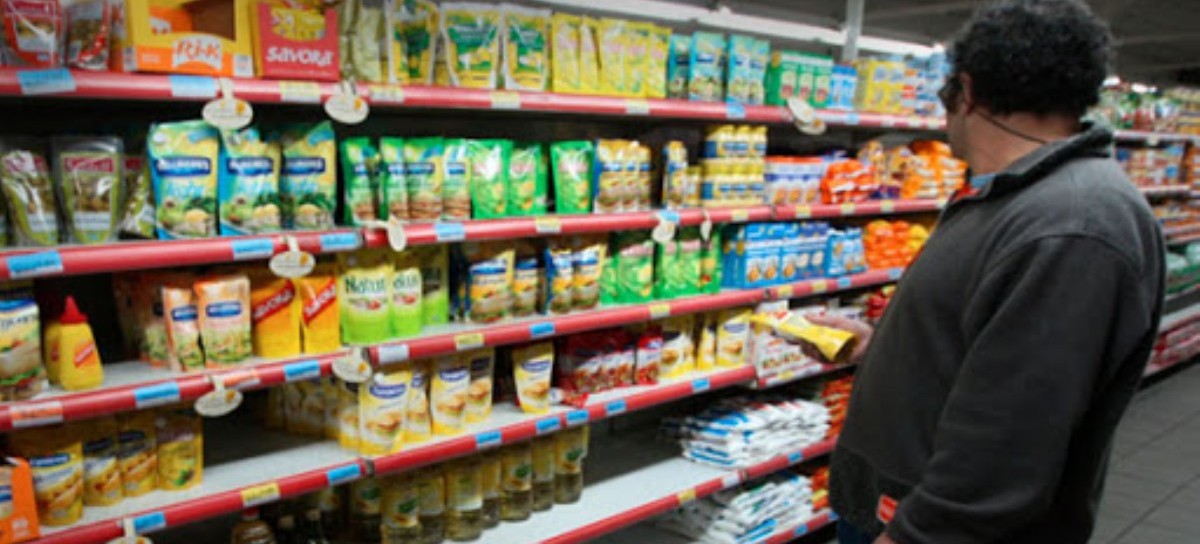 Desde un sector de la oposición piden frenar ya la escalada de precios de los alimentos