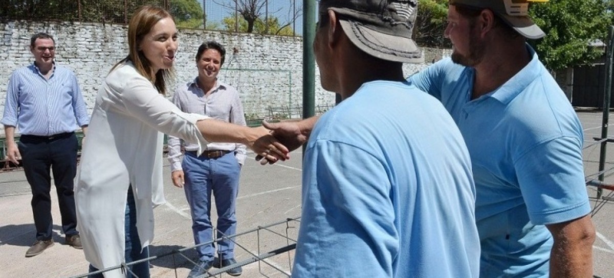 En Lanús, Vidal tuvo un tenso cruce con una docente