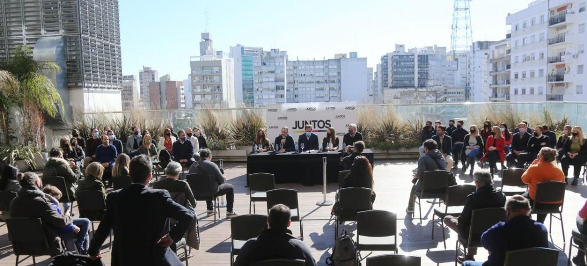 La Plata: desde la terraza de un lujoso hotel, se presentó oficialmente la lista local de "Juntos"