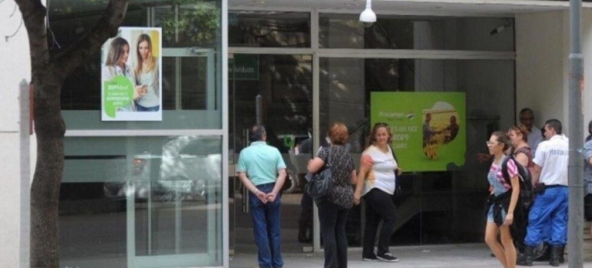 Los comerciantes de La Plata dicen que el nuevo horario bancario los perjudica