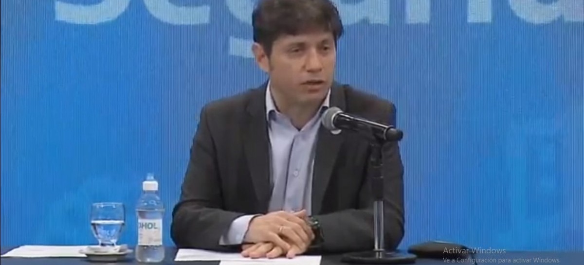 Kicillof anunció la equiparación salarial de 39.521 oficiales de Policía: cobrarán 44 mil pesos