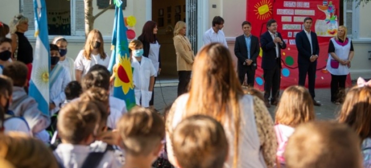 Kicillof fue a una escuela de Punta Indio para dar inicio al ciclo lectivo 2022 en toda la Provincia