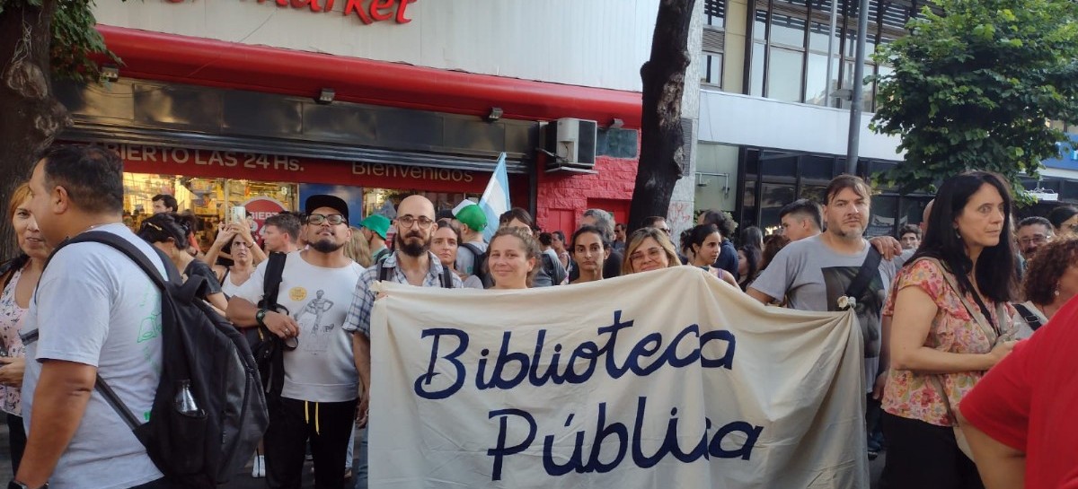 La comunidad universitaria platense unida en defensa de la educación pública