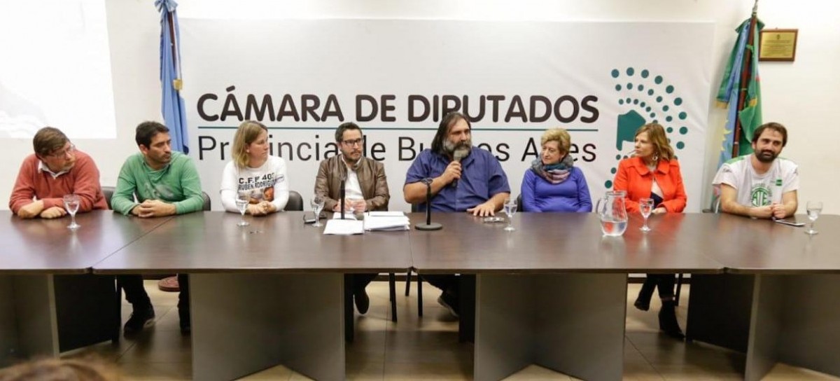 Presentaron proyecto de ley "en defensa de la escuela digna y segura en memoria de Sandra y Rubén"