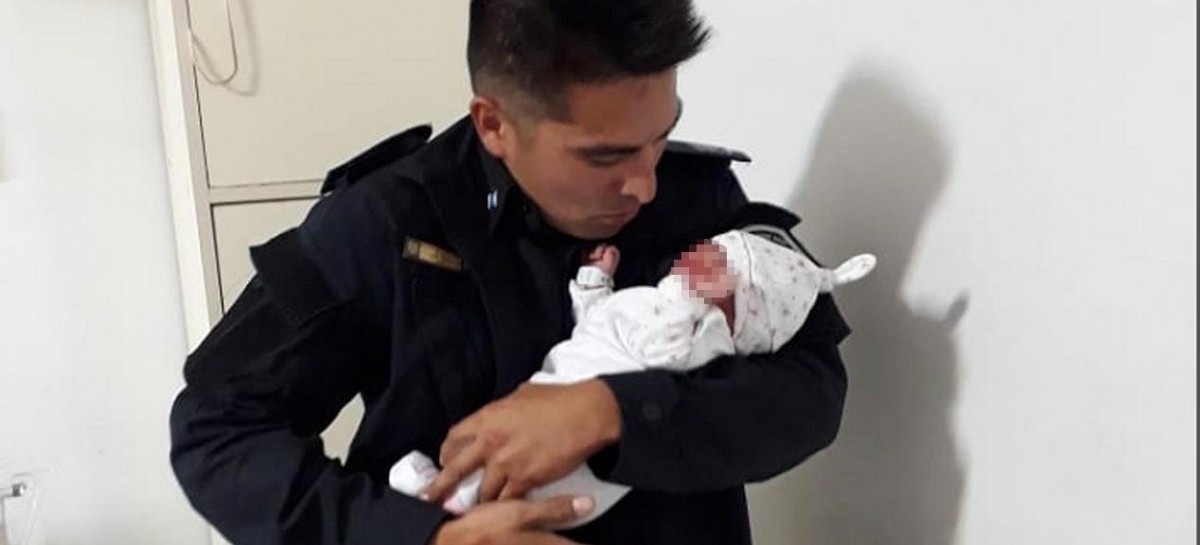 En Mar del Plata, dos policías que iban a realizar una pericia terminaron siendo parteros