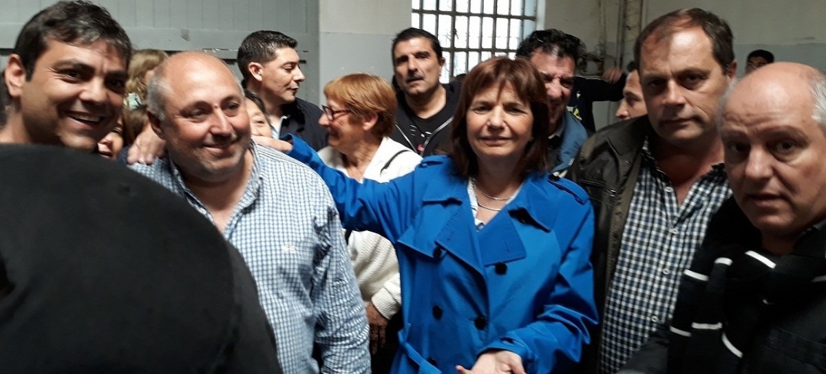 Cambiemos, con Patricia Bullrich a la cabeza, apoya al SOEME de la "Banda de las Tarjetas de Débito"