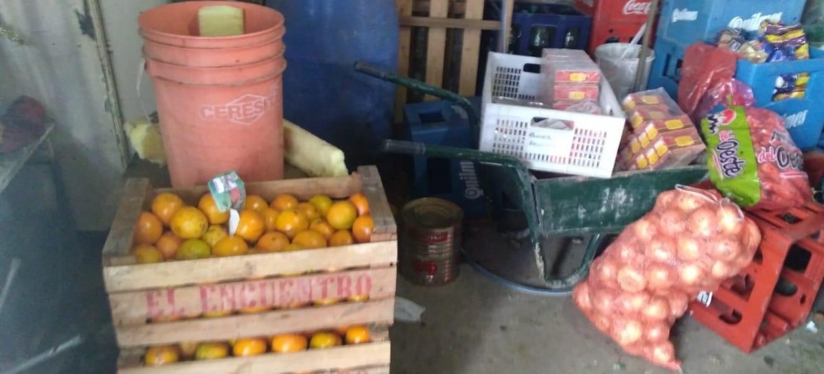 Le robaban la comida a chicos que asisten a comedores escolares: están detenidos