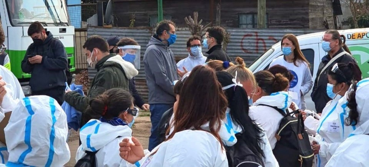La Plata: fuerte operativo DetectAR por un foco de contagios en el barrio Las Rosas