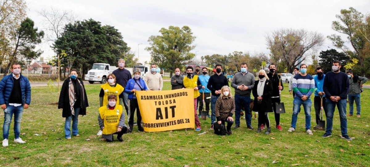 La Plata: funcionarios y concejales quisieron sacar provecho del éxito de una lucha vecinal