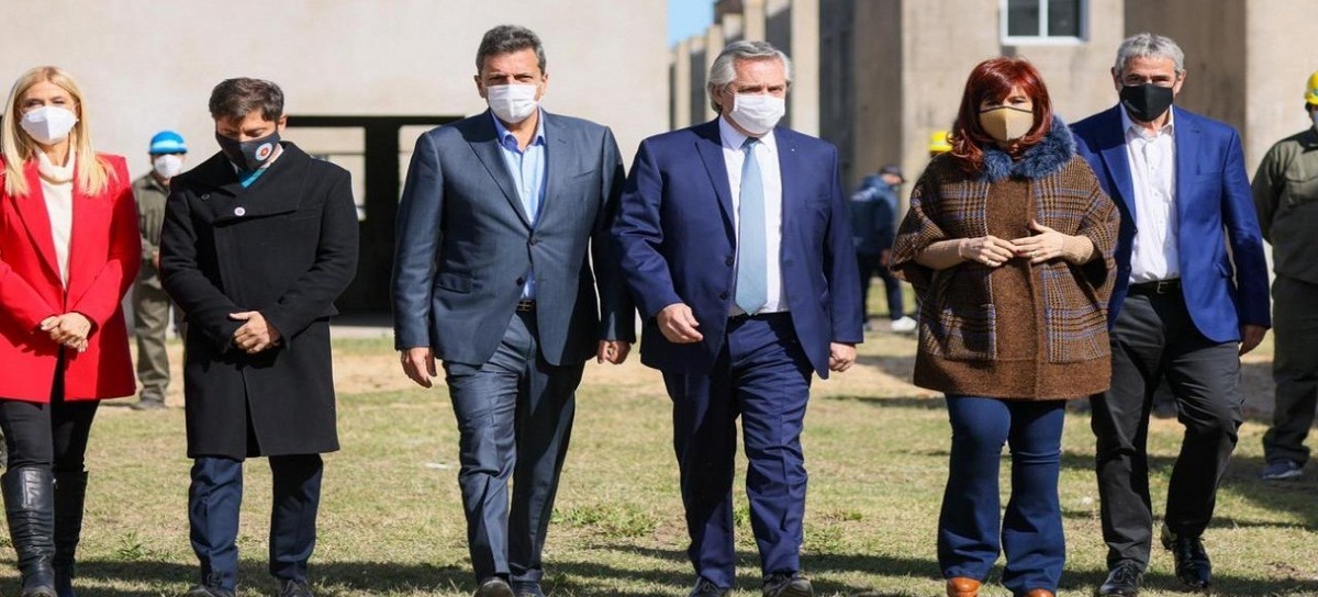 Aniversario de Ensenada: fuerte gesto de unidad entre el presidente, CFK, Kicillof y Massa