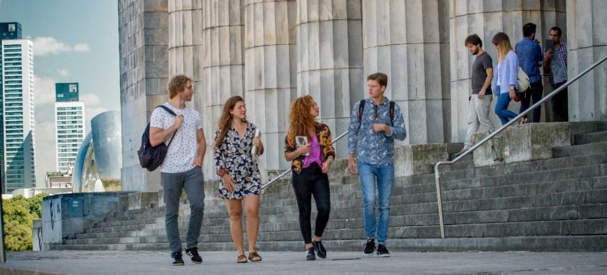 CABA lanzó 100 becas de intercambio para estudiantes universitarios bonaerenses y de todo el país