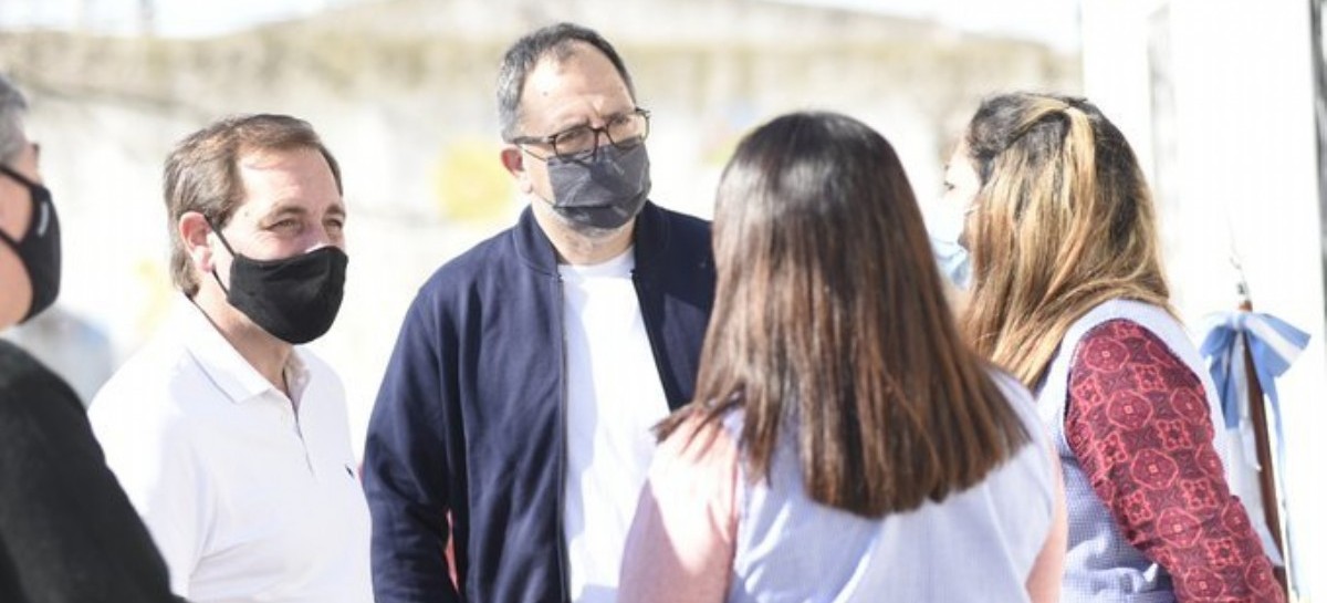 ¿Un secretario general de la Gobernación bonaerense hizo las obras hidráulicas en La Plata?