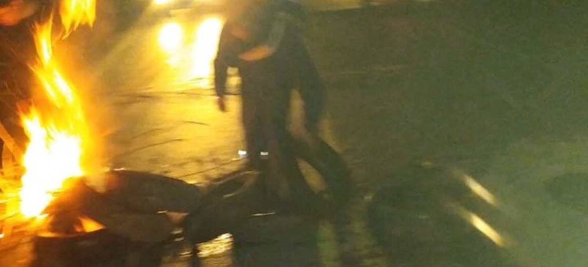 La Plata: sin luz, los vecinos salieron a cortar la Ruta 11