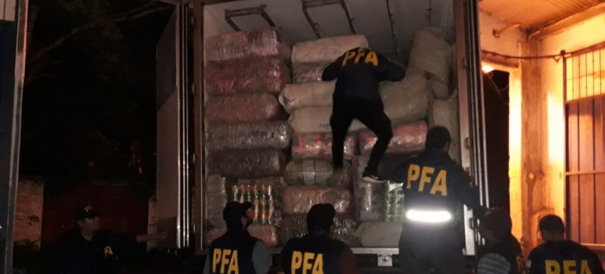 Salta: en un nuevo golpe al contrabando, secuestraron mercadería ilegal y detuvieron a una persona