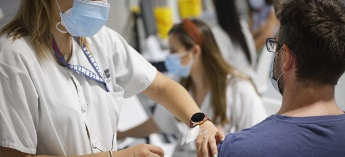 Este domingo se confirmaron 12 muertes y 888 contagios de Coronavirus en el país
