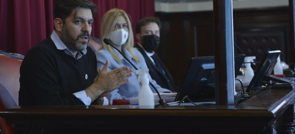 El Jefe de Gabinete se presentó ante la Bicameral de la Legislatura para dar el tercer informe