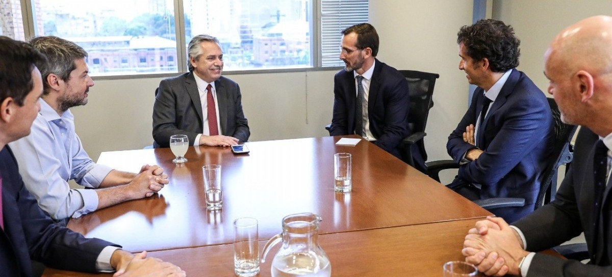 El presidente electo Alberto Fernández recibió en su oficina al CEO global del Grupo Carrefour