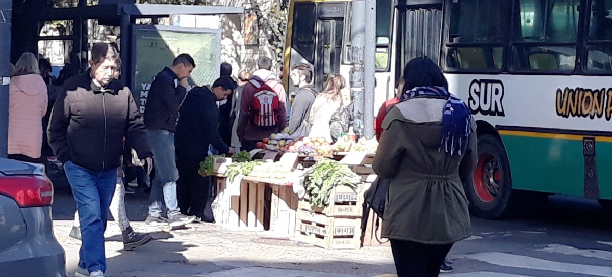 El "Mercado en Tu Centro" (de La Plata) avanza y no se detiene: un verdadero éxito comercial