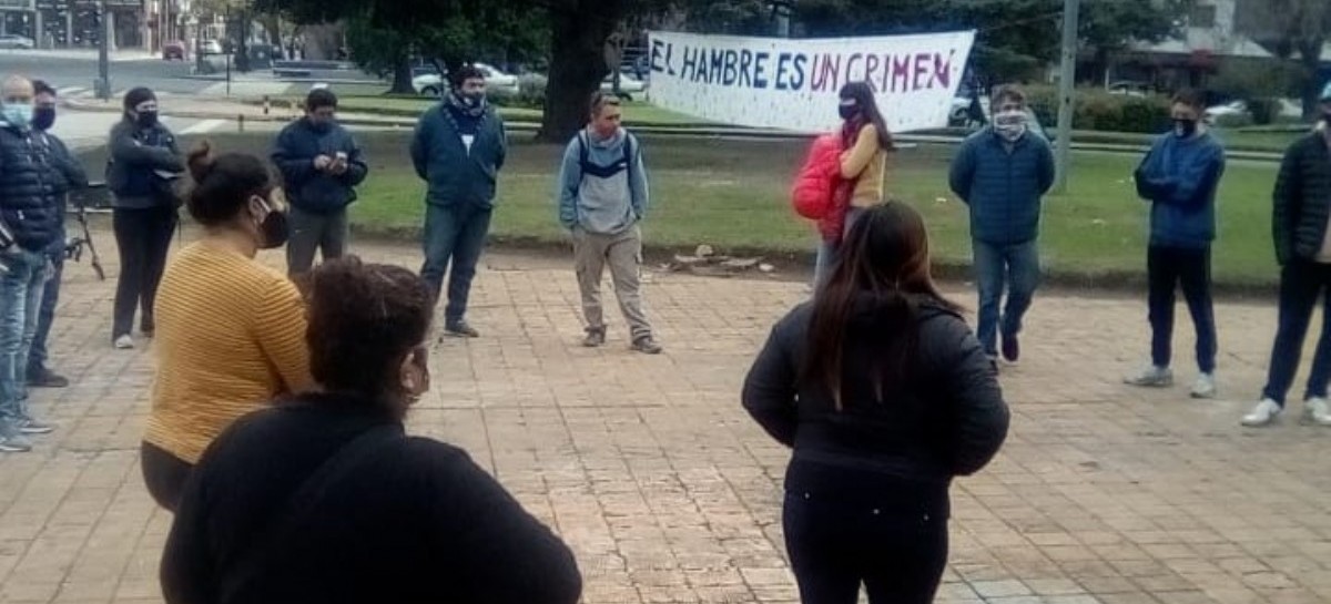 La Asamblea Ollas Populares reclamó alimentos al gobierno municipal de La Plata