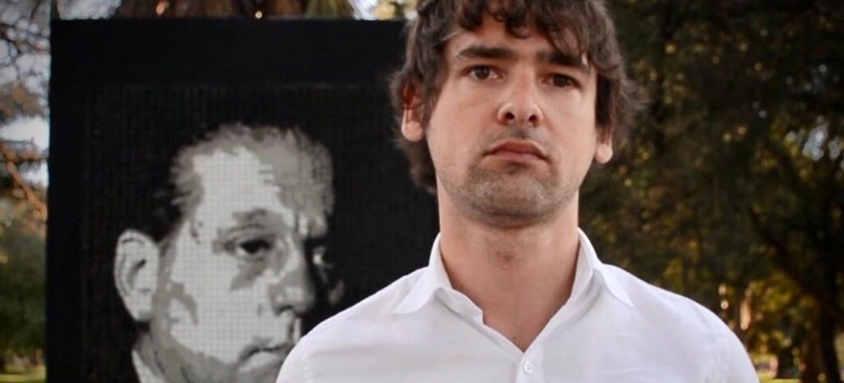 La Plata: inauguraron en el Paseo del Bosque un monumento en homenaje a René Favaloro