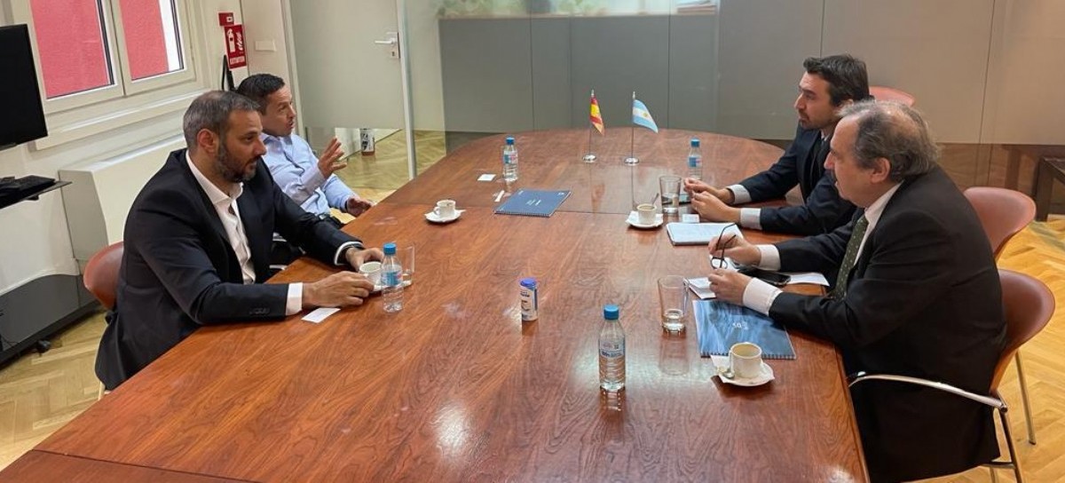 Empresarios pesqueros de Chubut fueron recibidos en España por el embajador Ricardo Alfonsín