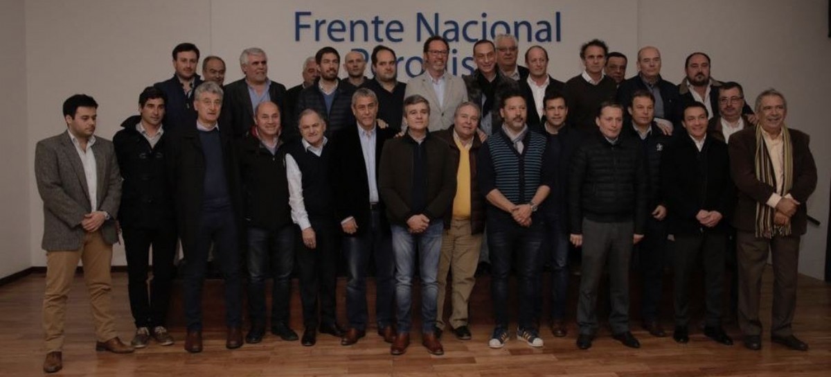 Reunión en La Plata: Intendentes peronistas bonaerenses criticaron la eliminación del Fondo Sojero