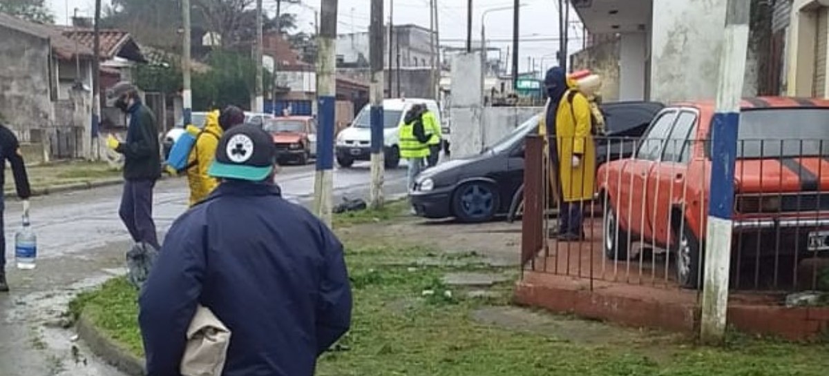 La Plata: amplio despliegue casa por casa en Barrio Cementerio para detectar casos de Coronavirus