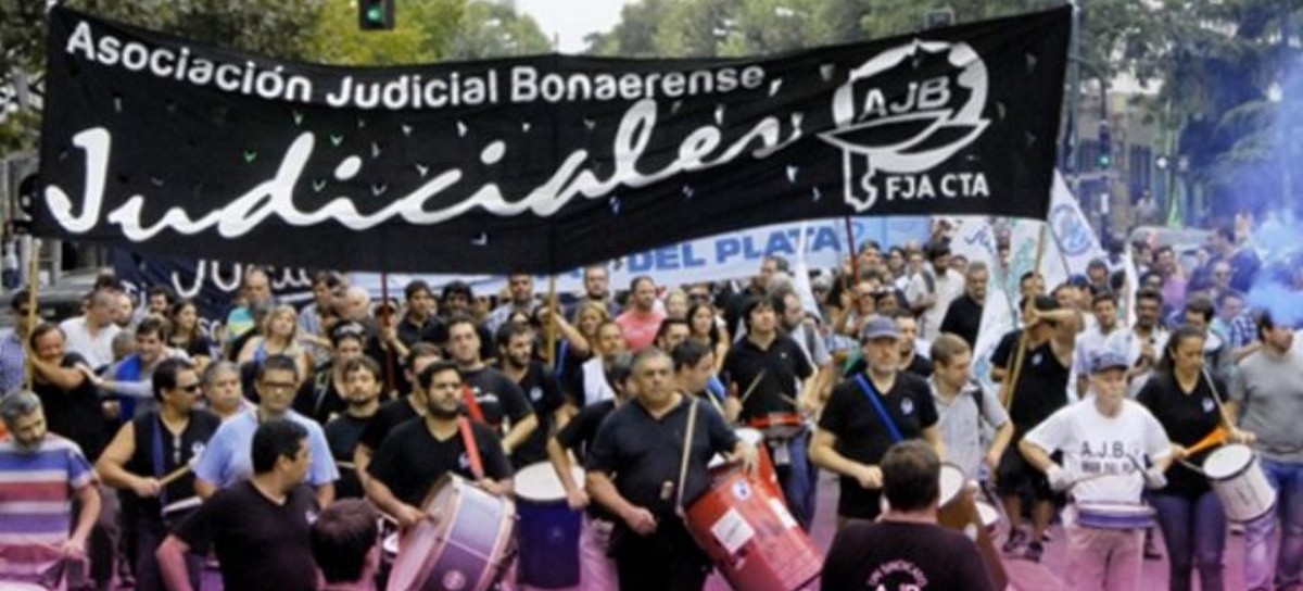 Los judiciales bonaerenses realizarán una asamblea para definir cuál será la medida de fuerza