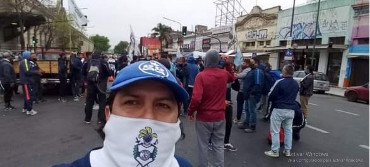 De nuevo en una estación de trenes: seguidores del "Pata" Medina atacaron un obrador de La Plata