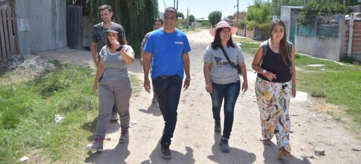 Un candidato a presidente dijo que Alberto y Cristina engañaron al pueblo y deberían pedir perdón
