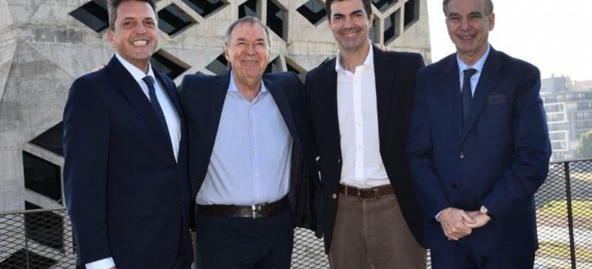 Felices los cuatro