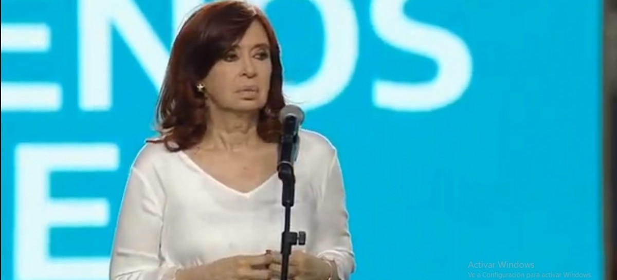 Cristina, contundente: "Quienes tienen miedo de tomar decisiones que vayan a buscar otro laburo"