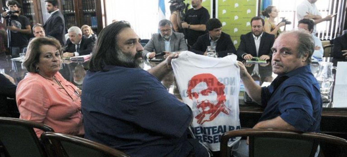 Los gremios docentes bocharon al gobierno de Vidal y anunciaron que van al paro