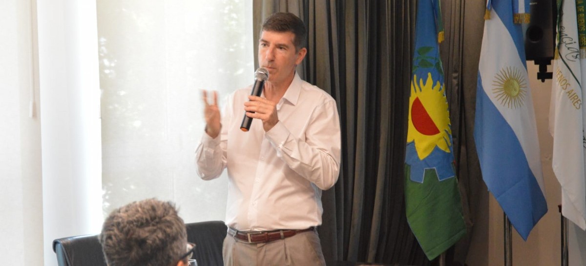 El economista Gustavo Neffa analizó el rumbo económico hacia 2026