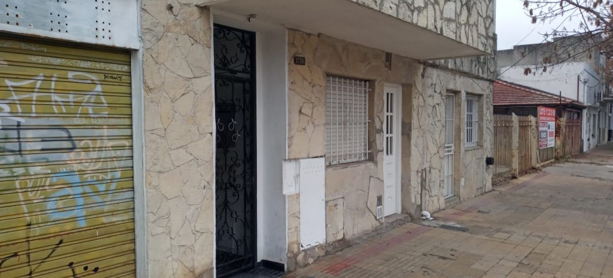 La Plata: hicieron un asado en el departamento, violaron la cuarentena y preocuparon a sus vecinos